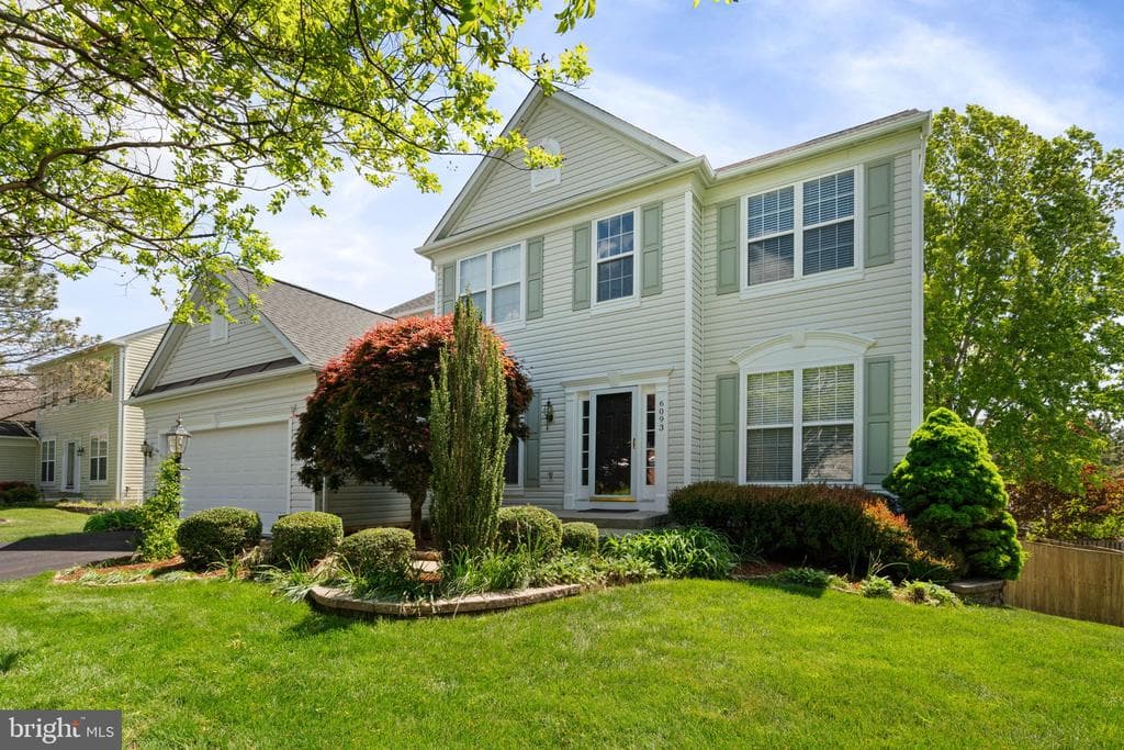 6093 Spindle Tree Court photo 1