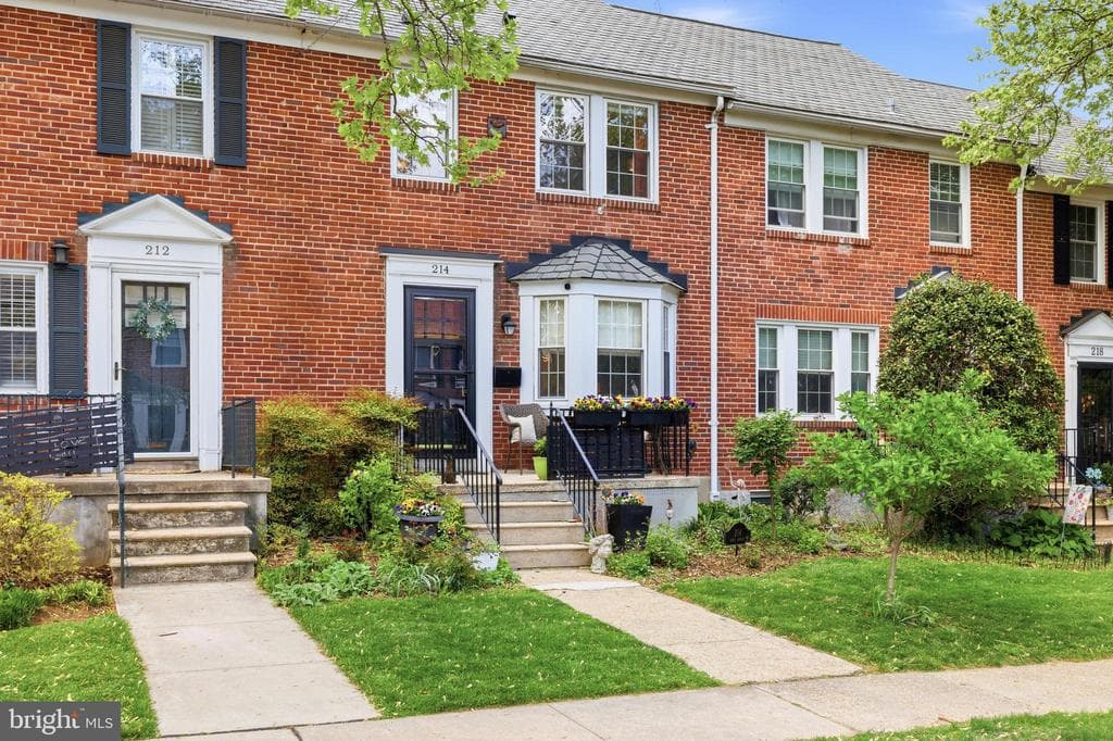 214 Overbrook Road photo 1