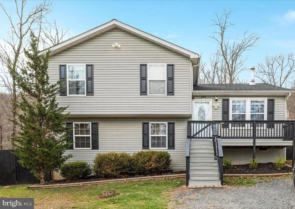 109 Huron Trail photo 1