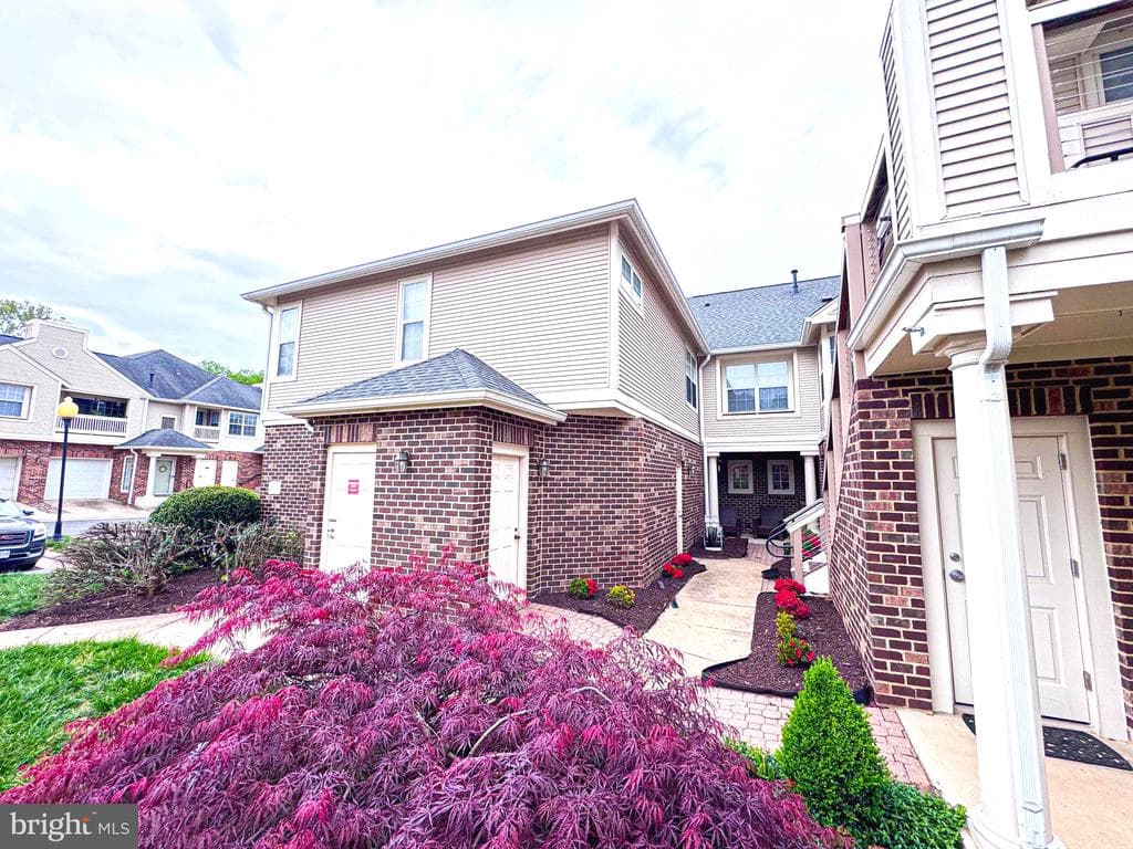 45060 Brae Terrace #202 photo 1