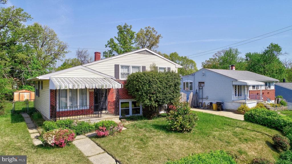 3206 Richwood photo 1