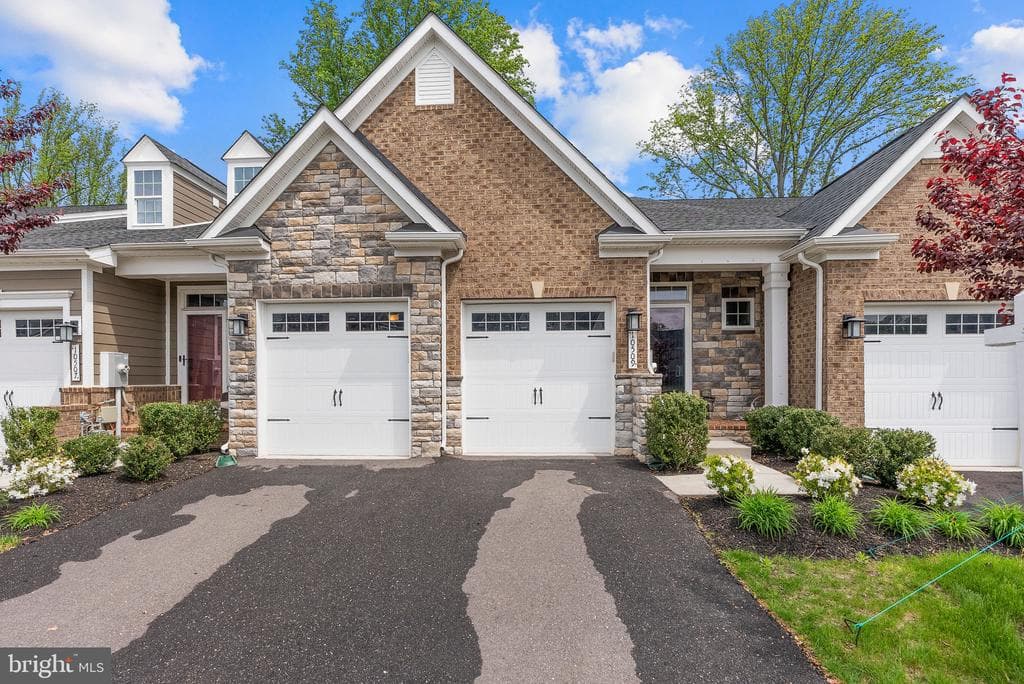 10509 Rossini Lane photo 1