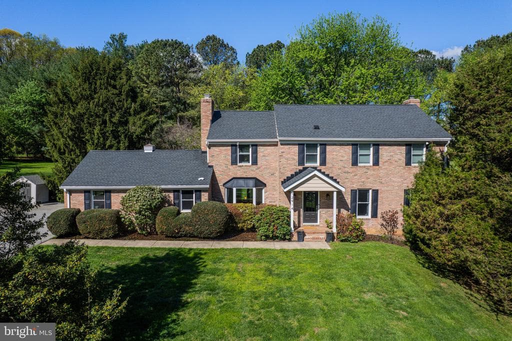 12914 Falls Road photo 1