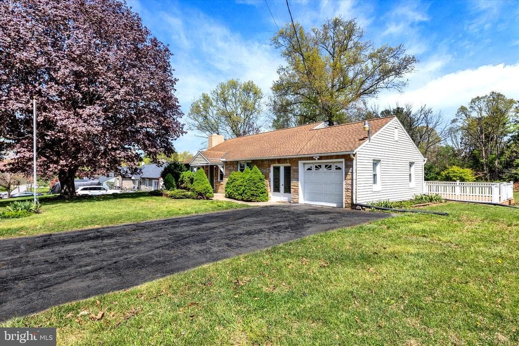 1217 Caln Meetinghouse Road photo 1
