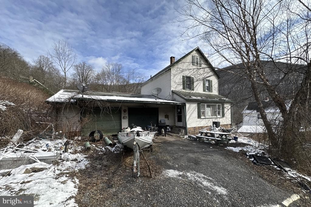 2115 Schuylkill Avenue photo 1
