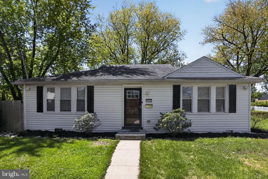 2646 Jenkintown Road photo 1