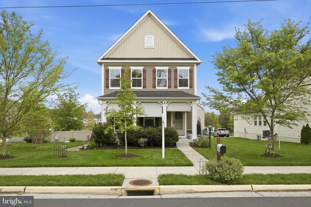 15 S Locust Street photo 1