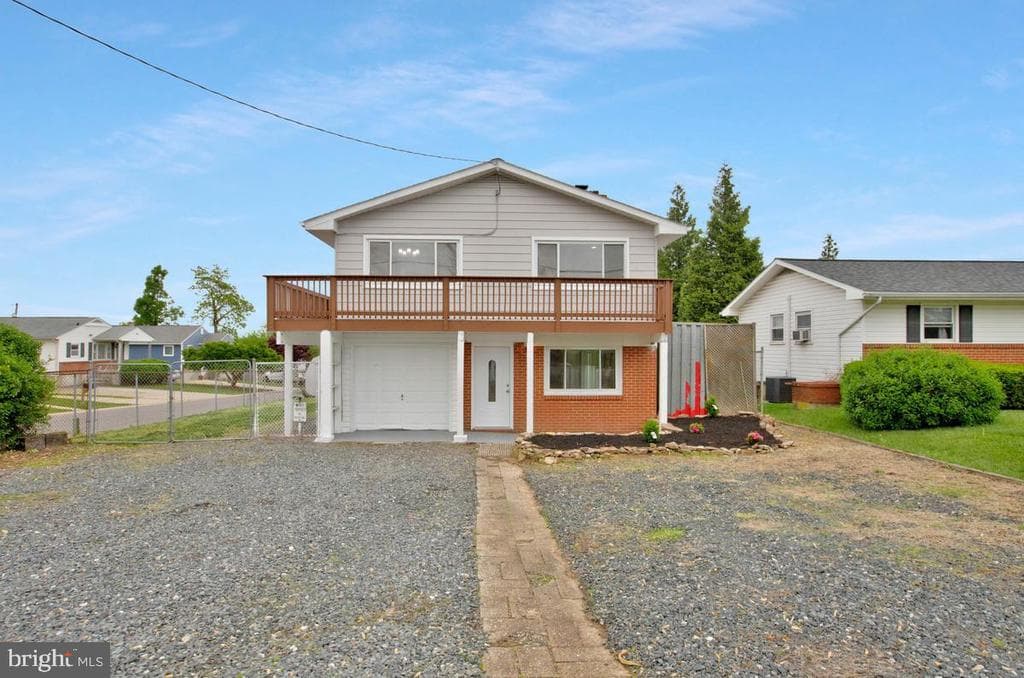 2501 Gehb Avenue photo 1