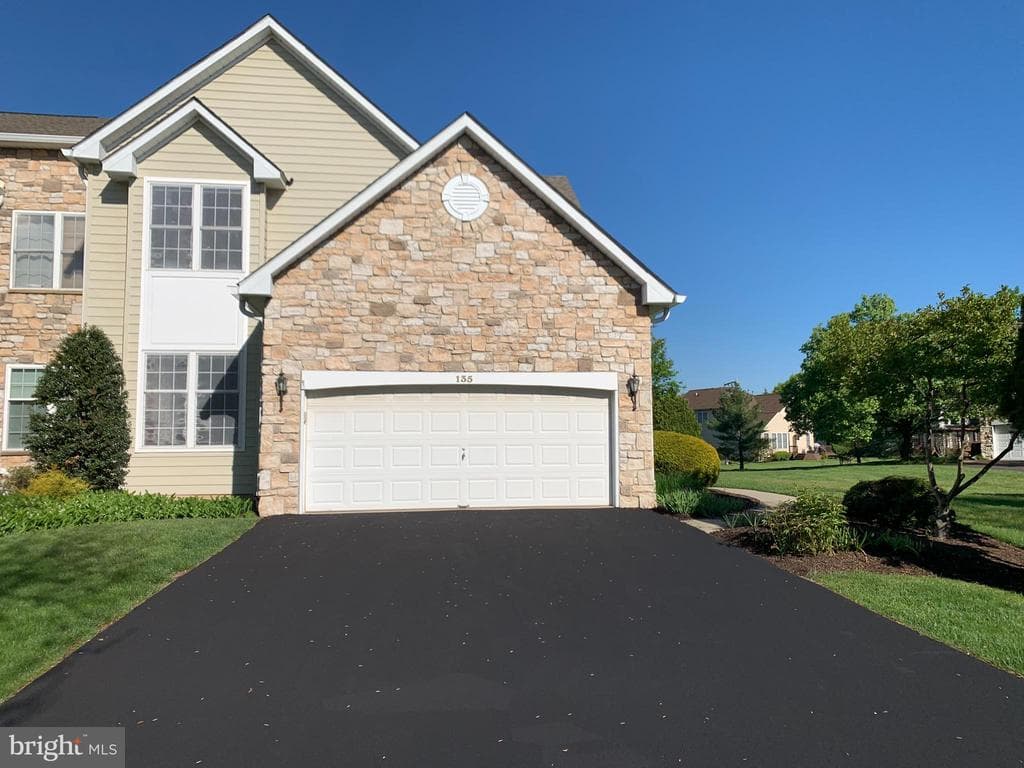 135 Birkdale Drive photo 1