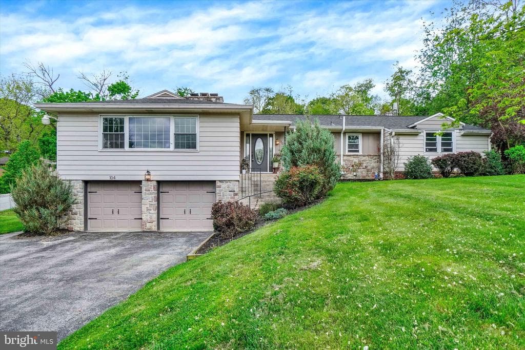 104 Woodland Drive photo 1