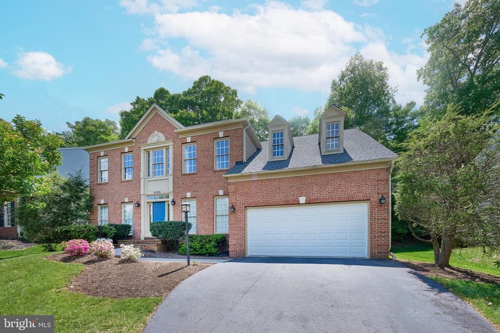 47093 Kentwell Place photo 1