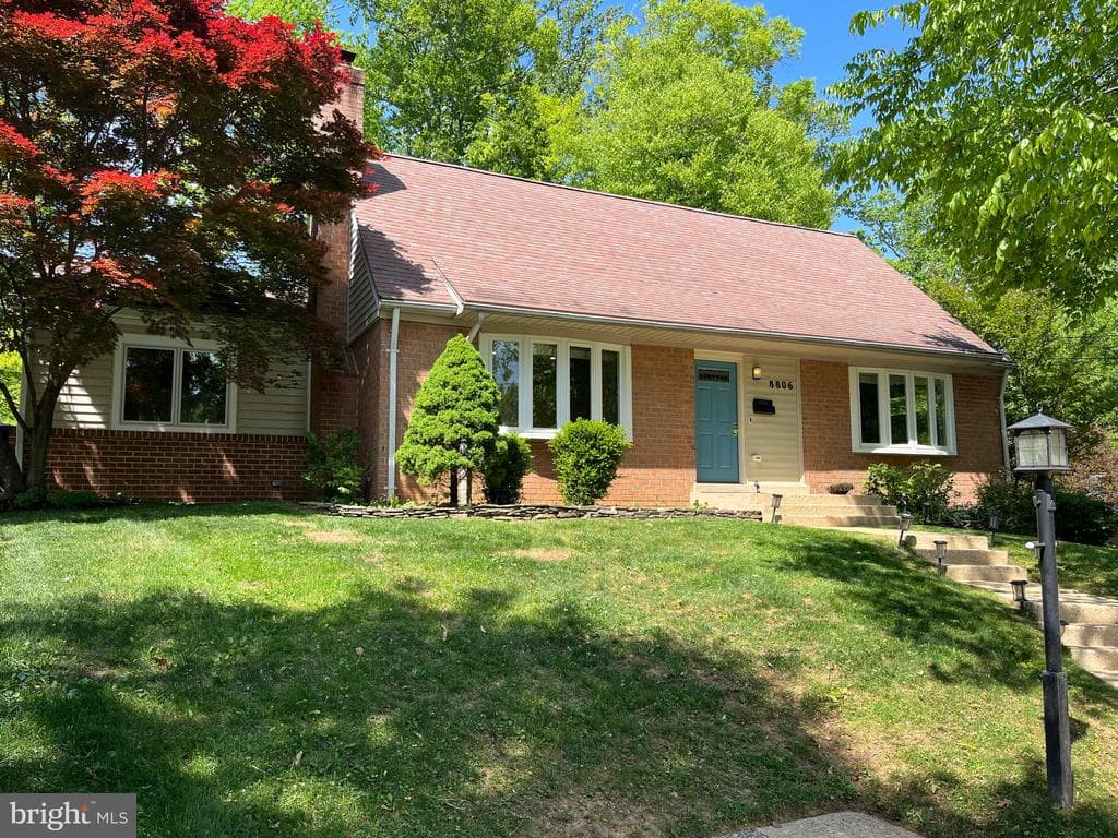 8806 Cromwell Drive photo 1