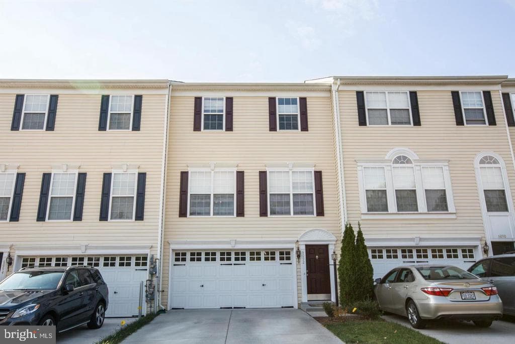6092 Popes Creek Place photo 1