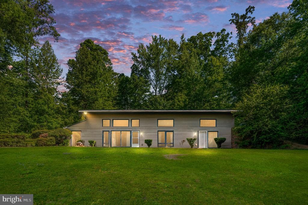 279 Poplar Road, Fredericksburg