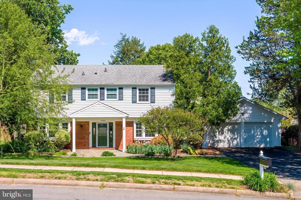 13120 Pavilion Lane photo 1