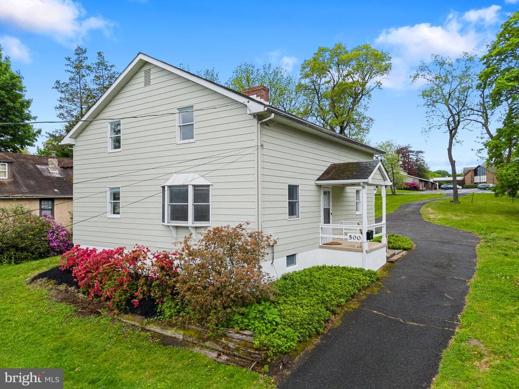 500 Grant Avenue photo 1
