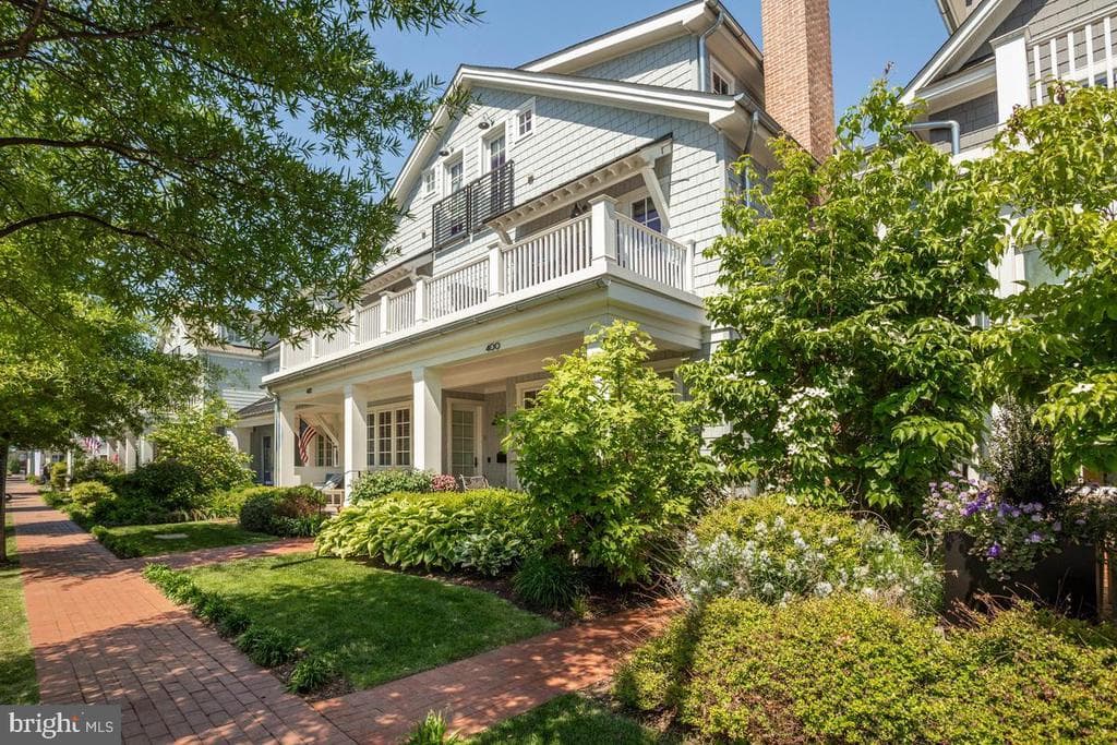 400 Chesapeake Avenue #2-101 photo 1