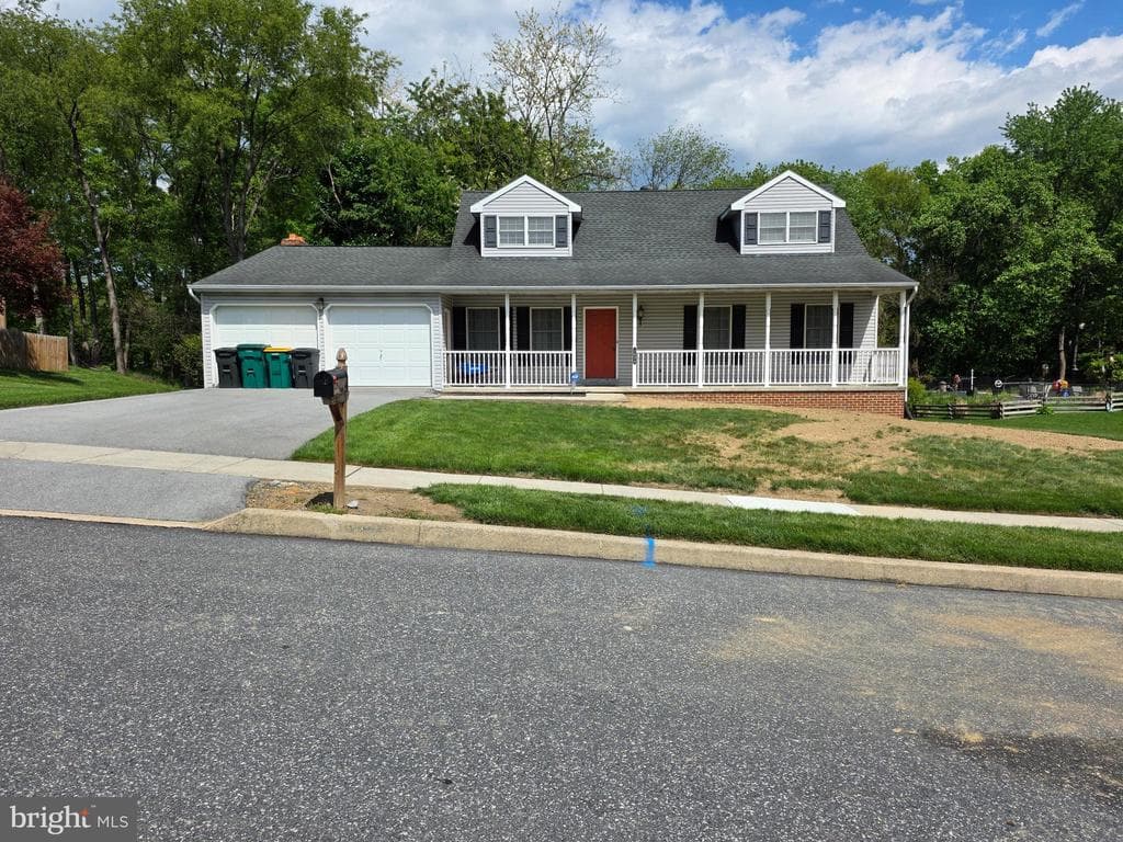 1404 Princeton photo 1