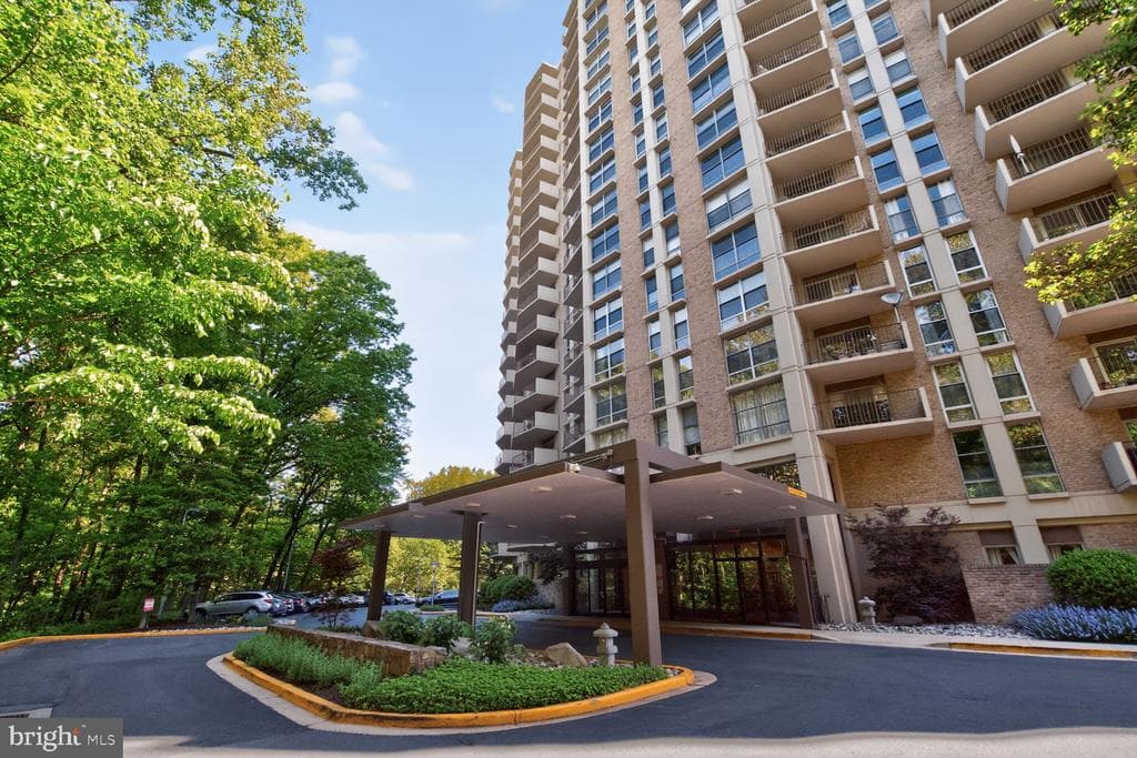 9039 Sligo Creek Parkway #1614 photo 1