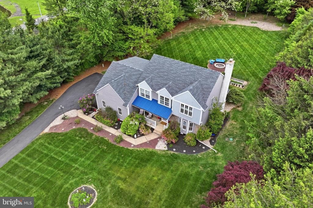 1060 Kirk Road photo 1