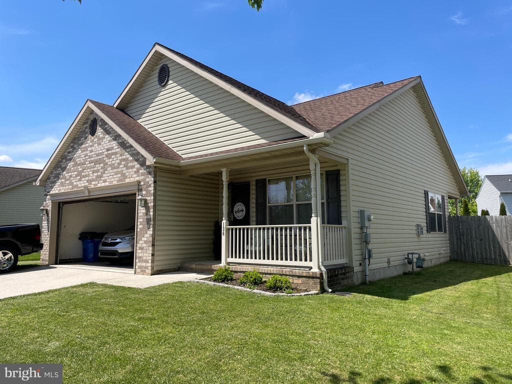 136 Colorado Avenue photo 1