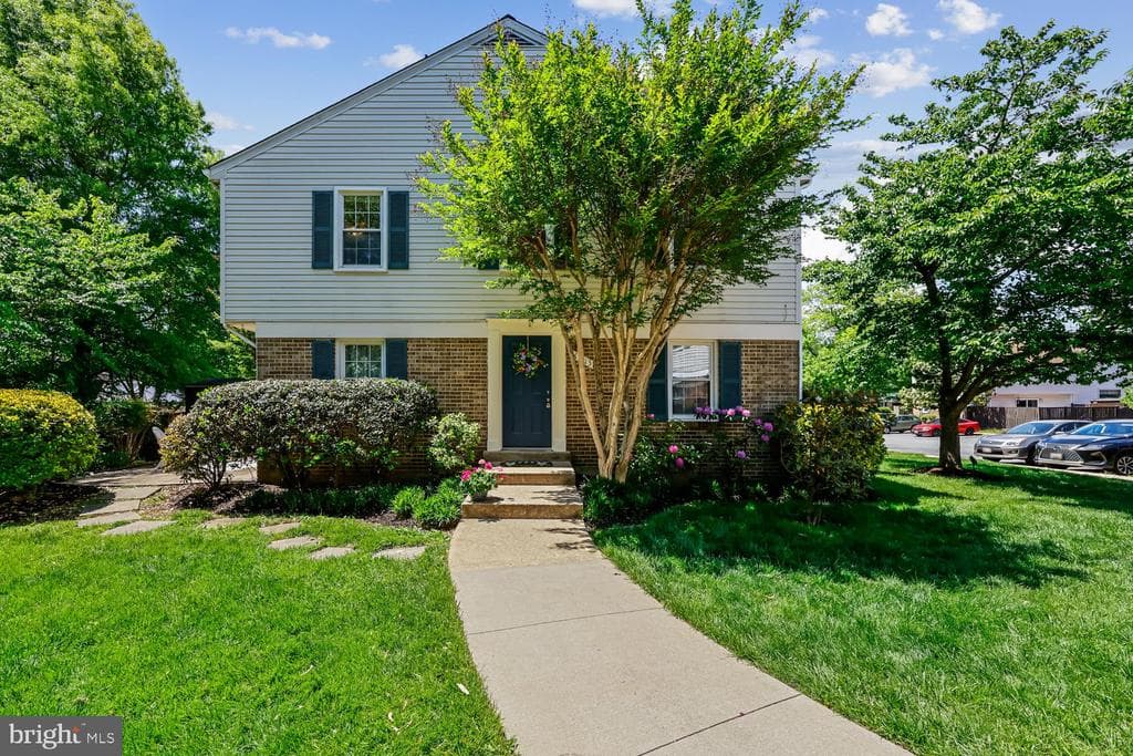 17713 Lochness Circle #7 photo 1