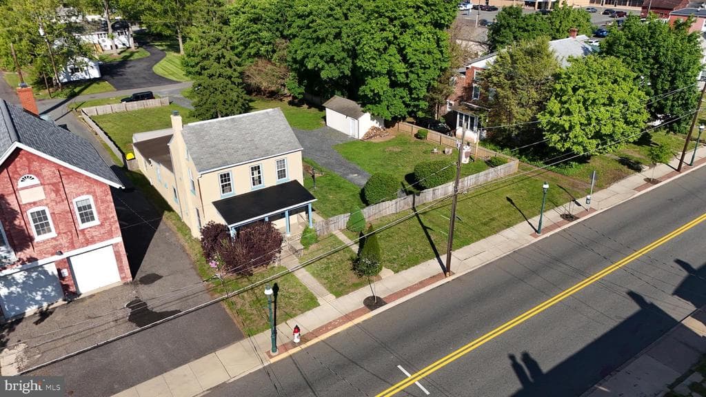 431 Main Street photo 1
