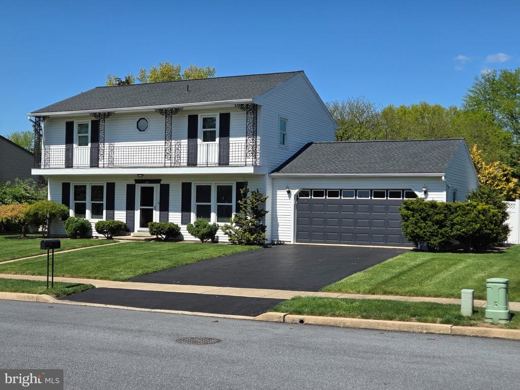 811 Carman Drive photo 1