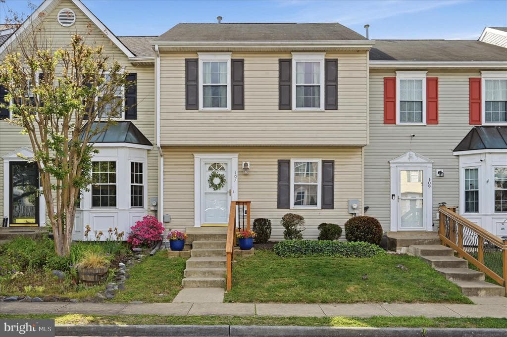 107 Peridot Place photo 1
