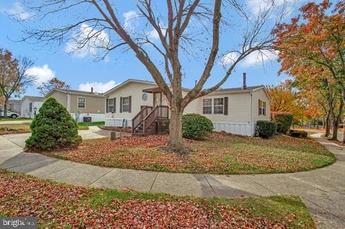 8020 Fair Breeze Drive photo 1