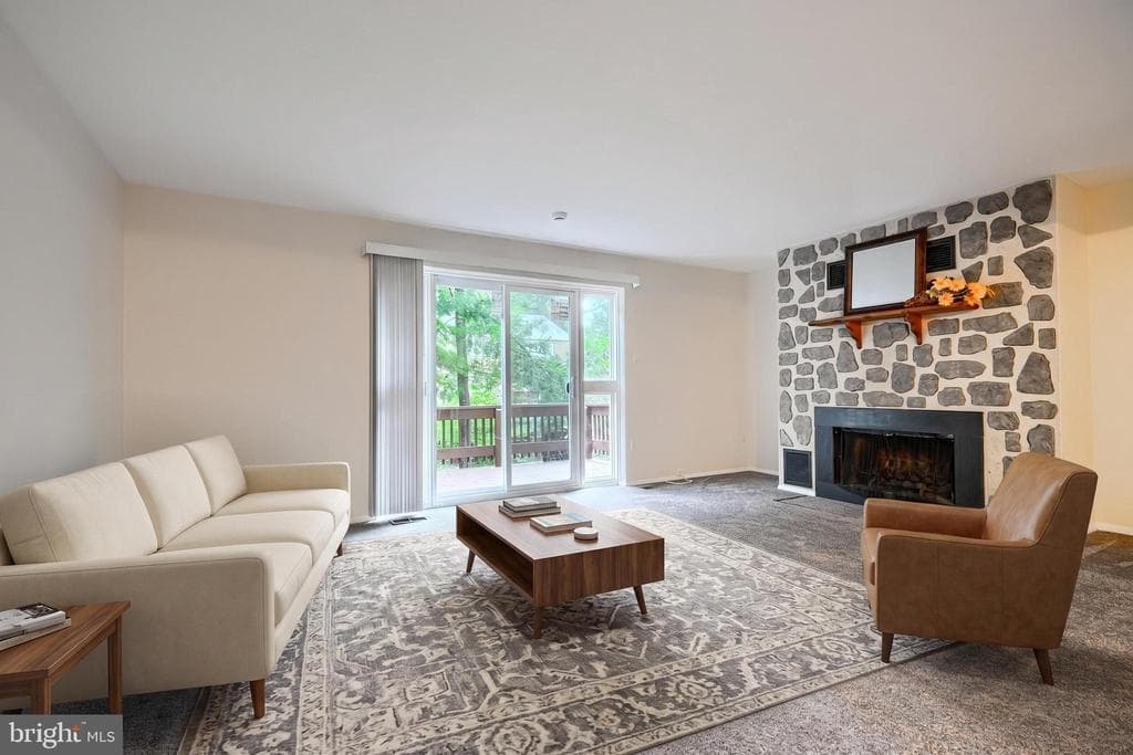95 Blondell Court photo 1