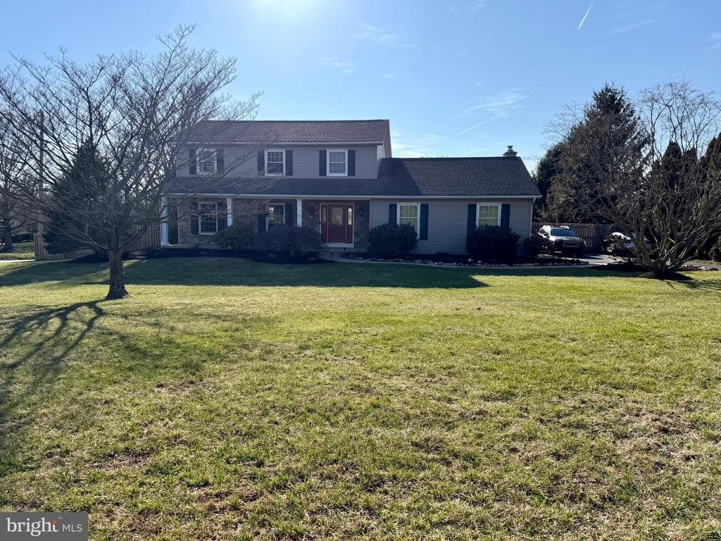 2 Audrey Lynn Drive photo 1