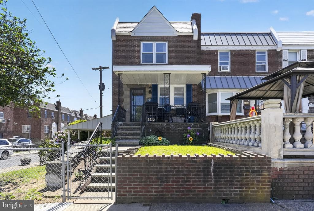 1012 E Luzerne Street photo 1