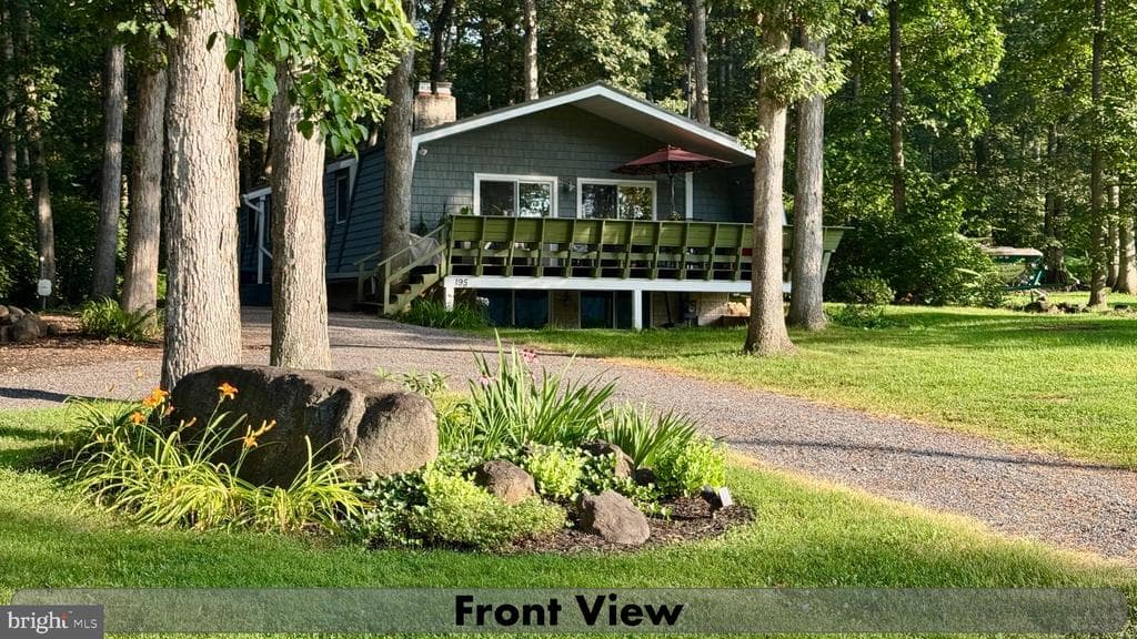 195 Lake Meade Drive photo 1