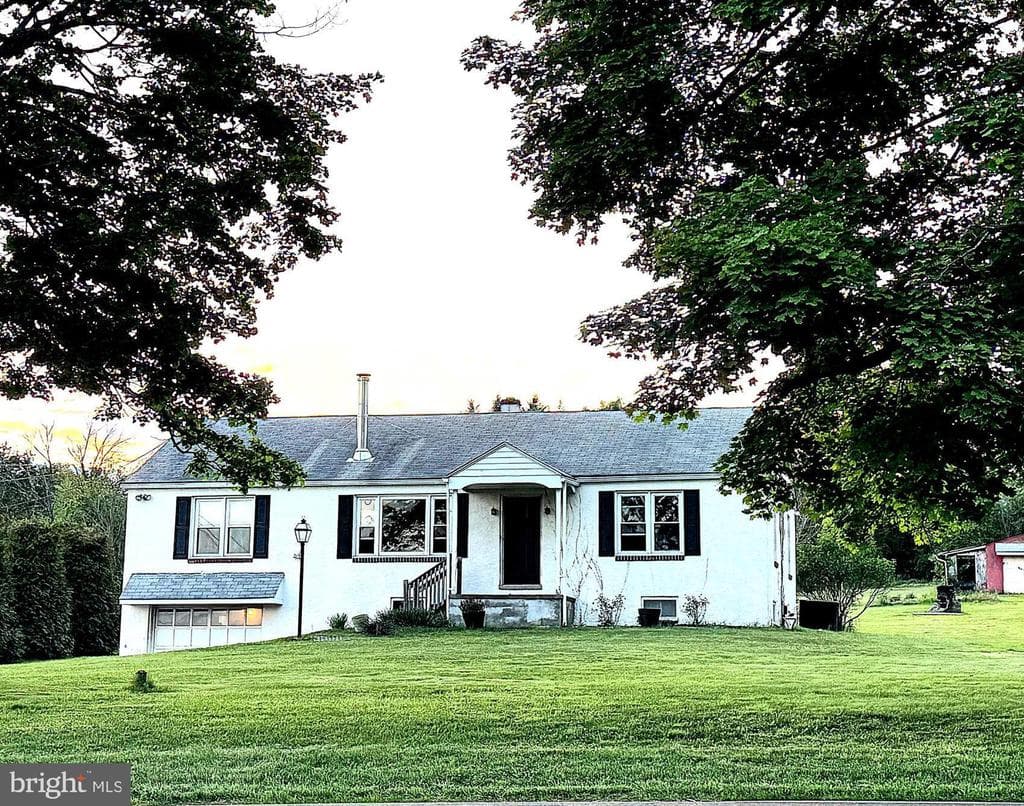 429 S Park Avenue photo 1