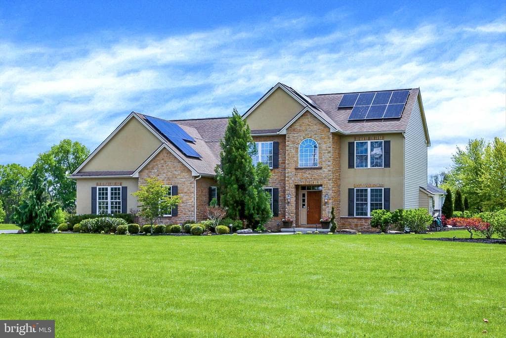 107 Woods Drive photo 1