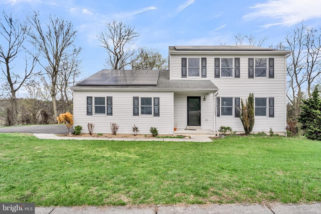 3465 Sullivan Street photo 1