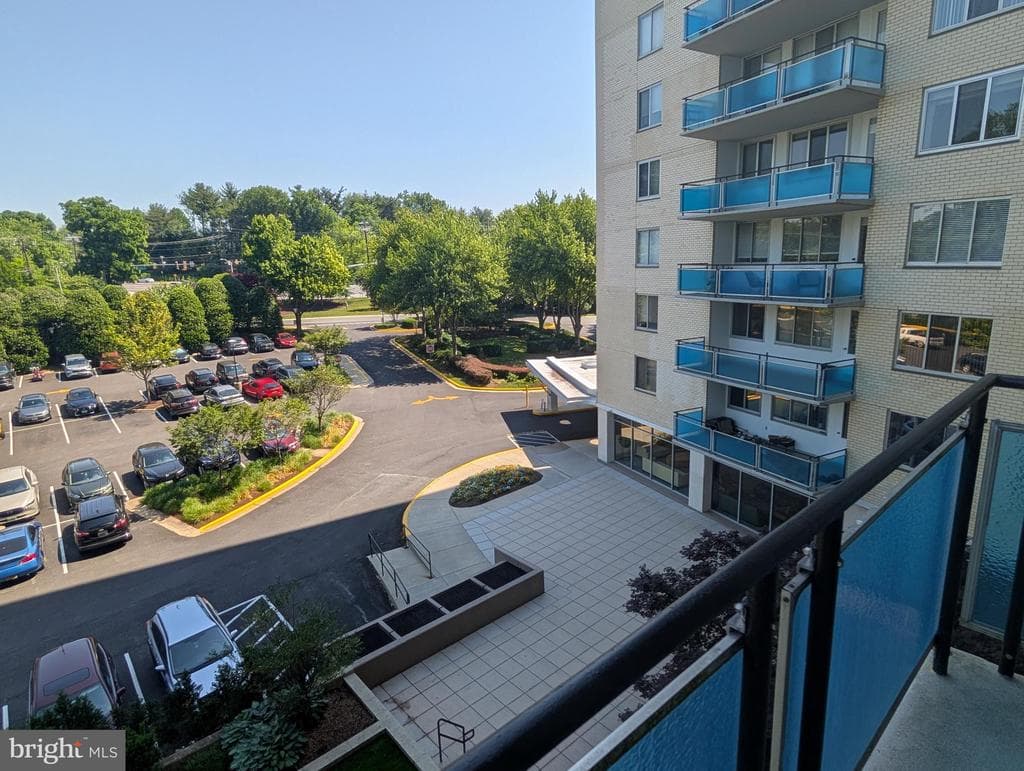 10500 Rockville Pik #627 photo 1