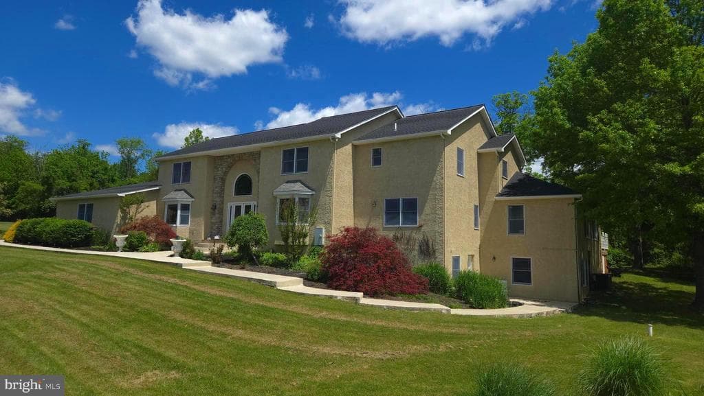 3461 Ernest Lane photo 1