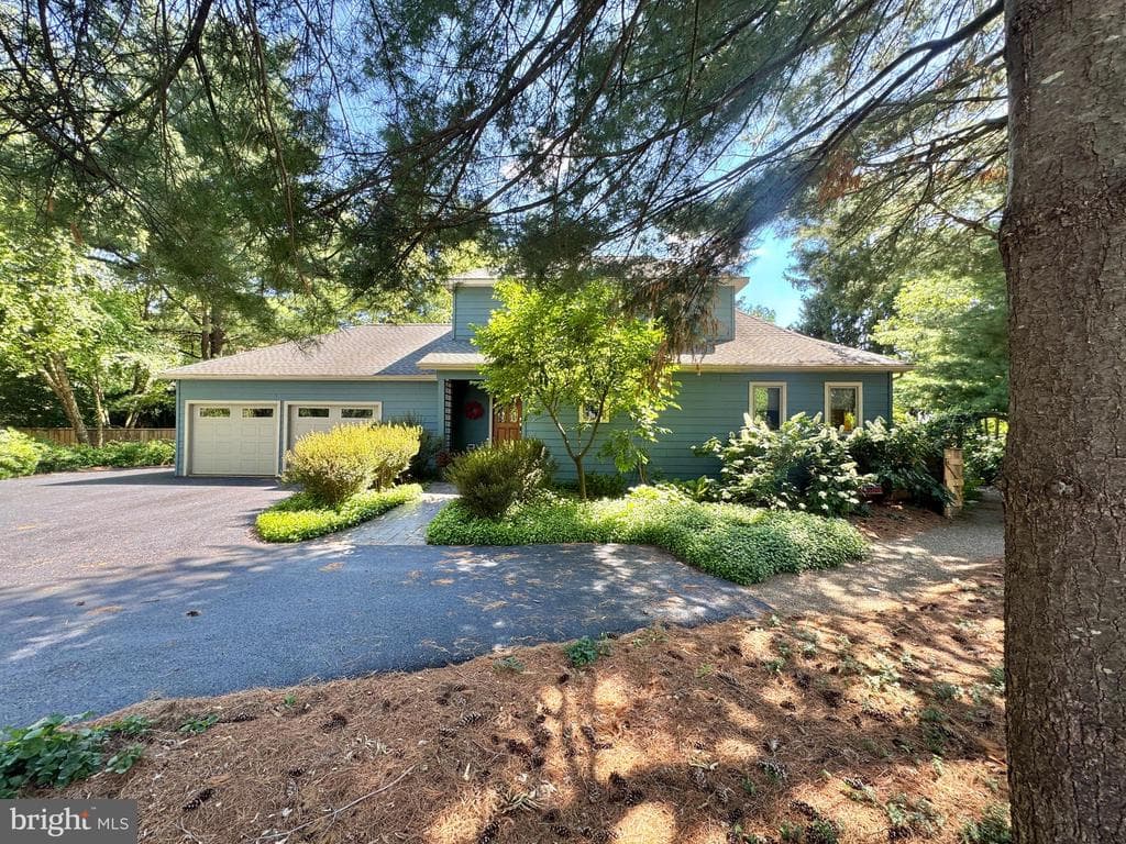 406 E Hazel Avenue photo 1