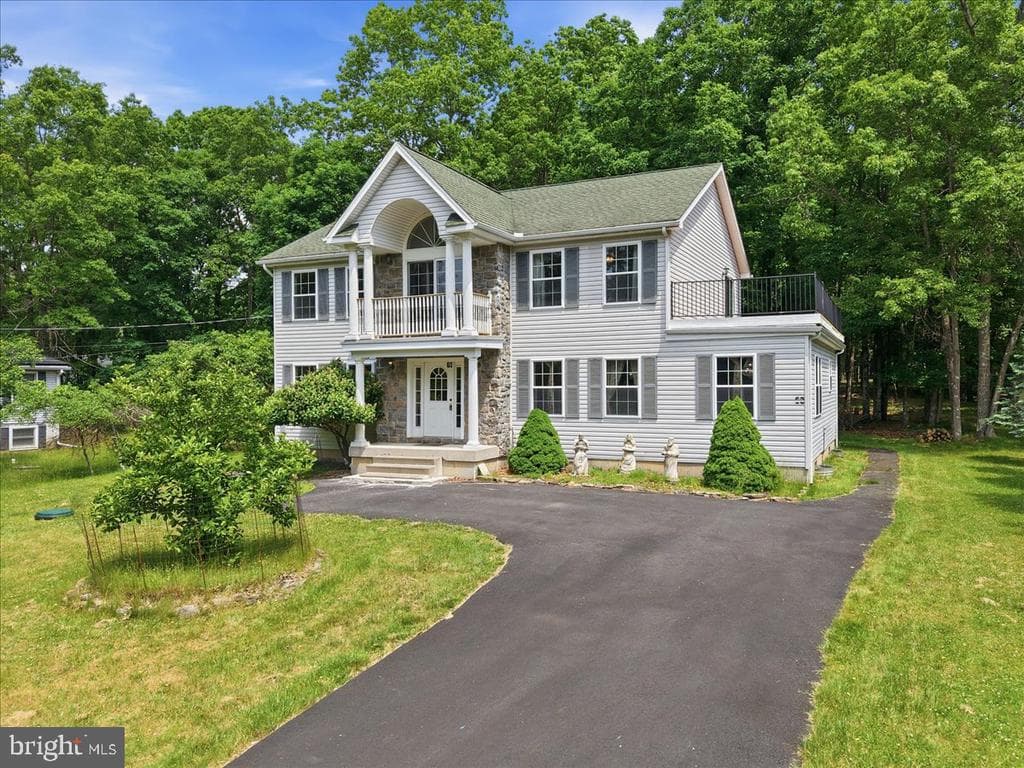 63 Fox Hill Road, Albrightsville
