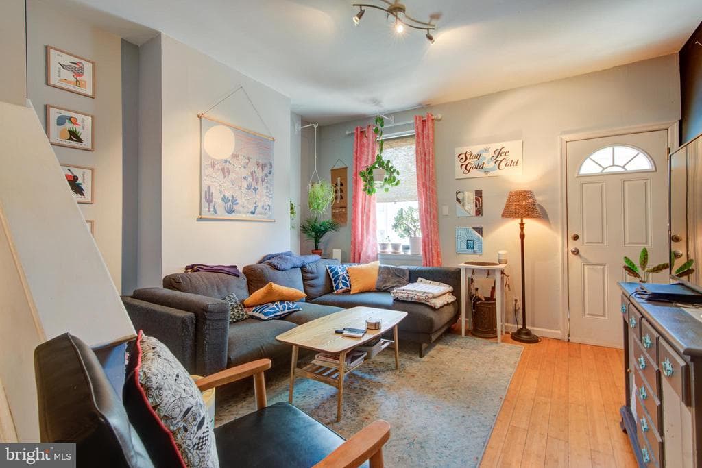 351 W Master Street, Philadelphia