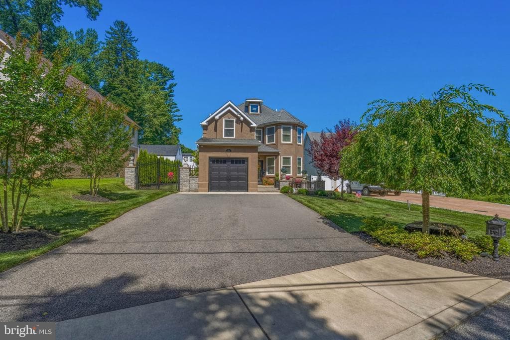 13494 Proctor Road, Philadelphia