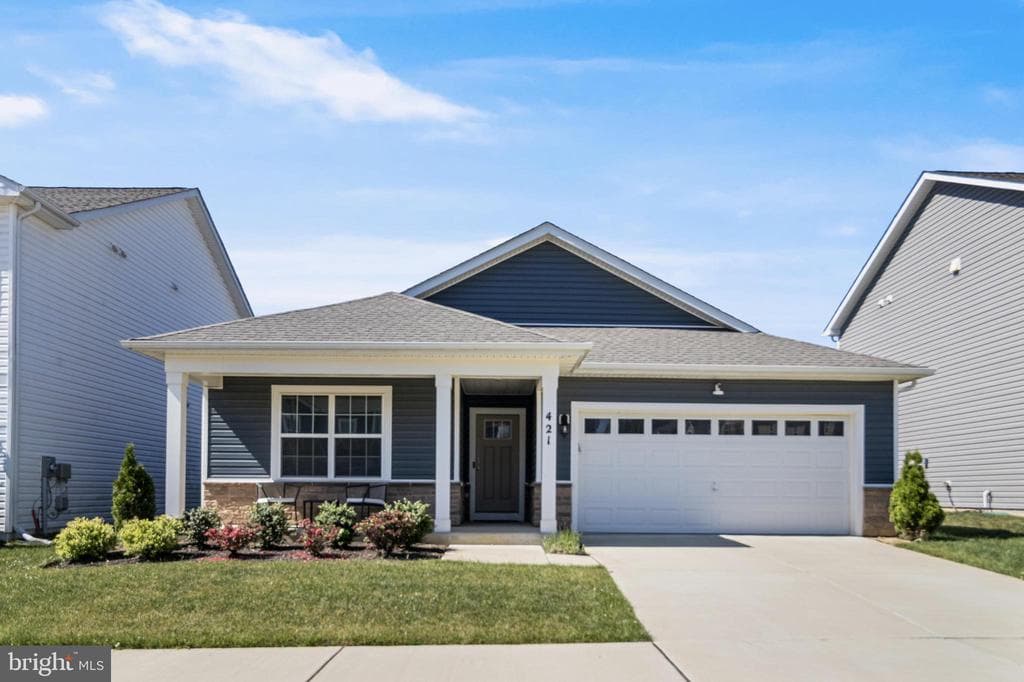 421 Mossy Grove Ln, La Plata