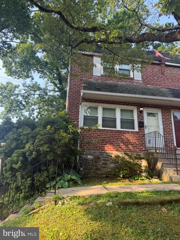 821 Beech Road photo 1