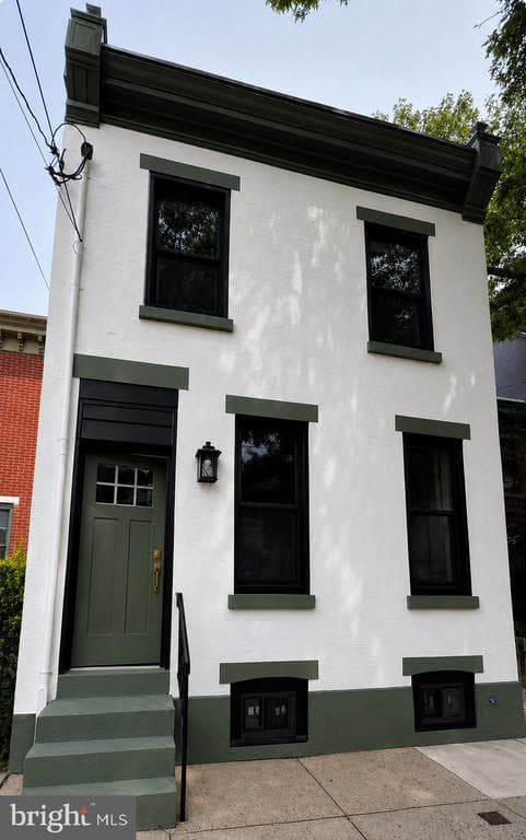 519 E Thompson Street photo 1