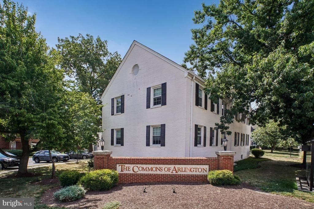 1315 S Walter Reed Drive #(17101) 204 photo 1