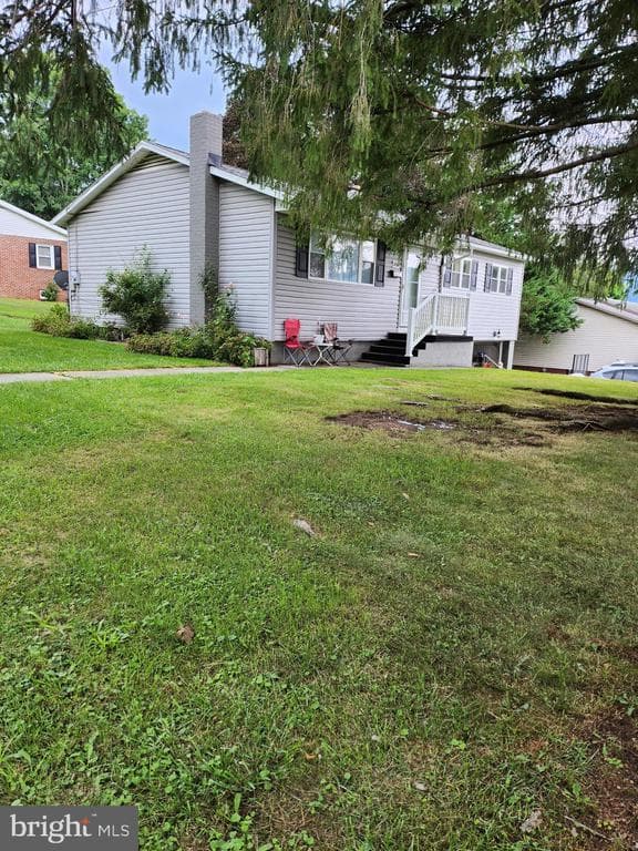 586 Central Avenue photo 1
