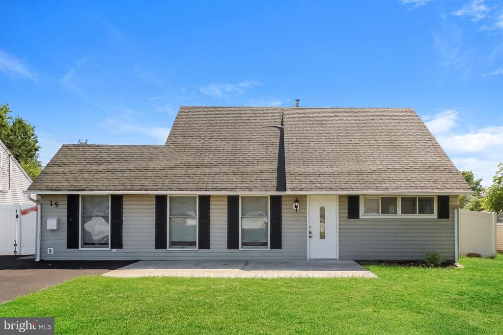 15 Mintleaf Road photo 1