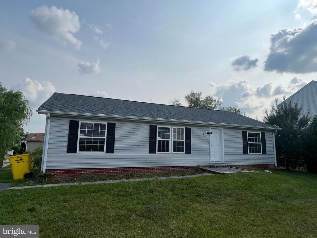 37 Thayers Gull Drive photo 1